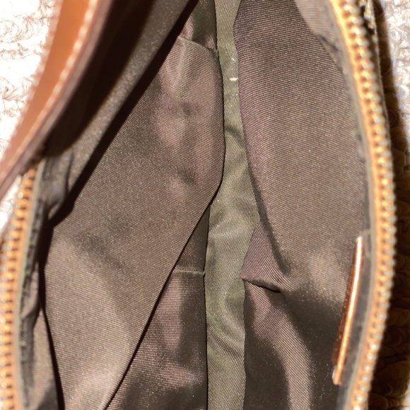 Gucci 245938 467891 with heart charm - Picture 3 of 4